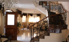 5 bedroom house with swimming pool for sale in Panthea