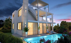 Beautiful 4 bedroom house with swimming pool for sale in Protaras