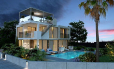 Spacious 5 bedrooms house with swimming pool for sale in Protaras