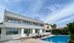 3 bedroom maisonette with swimming pool for sale in Germasogeia Tourist Area