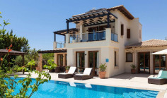 Beautiful 4 bedroom furnished house with swimming pool for sale in Aphrodite Hills Beautiful 4 bedroom furnished house with swimming pool for sale in Aphrodite Hills
