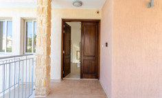 Spacious 3 bedroom house with swimming pool for sale in Poli Crysochous