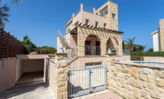 4 bedrooms house with swimming pool for sale in Poli Crysochous