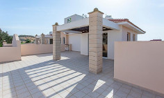 Apartment (penthouse) in Pyla, Larnaca for sale 