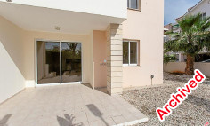 Spacious 2 bedrooms apartment with swimming pool for sale in Pyla