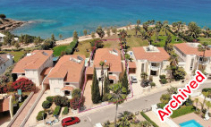 Amazing beachfront villa with swimming pool in Protaras, Famagusta 