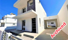 3 bedroom villa with swimming pool for sale in Frenaros