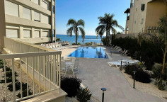 Luxury 2 bedroom furnished apartment with swimming pool to rent in Germasogeia