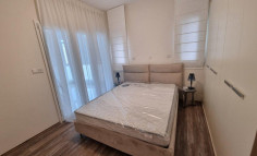 4 bedroom furnished apartment with swimming pool to rent in Amathus area