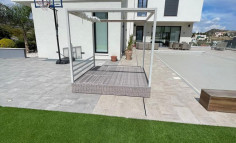 Beautiful 4 bedrooms house with swimming pool for sale in Agios Athanasios
