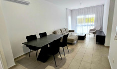 Spacious 3 bedroom furnished apartment to rent in Neapolis