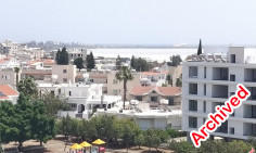 Top floor apartment with roof gardens in Drosia 