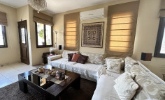 3 bed spacious house in Livadia 