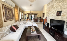 3 bed spacious house in Livadia 