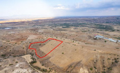 Field in Nikitari, Nicosia 