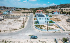Residential 723 m2 for sale in Alethriko, Larnaca