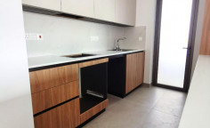 Spacious 2 bedroom apartment with swimming pool for sale in Chalomantres