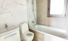 Spacious 1 bedroom apartment with swimming pool for sale in Chalomantres