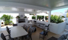 Beautiful 5 bedroom villa with private swimming in Pyla 