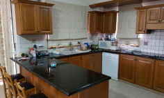 4 bedroom detached villa for sale on Dekelia road, only 50m from the beach 