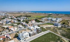 Anna court 2nd floor apartments in Livadia 