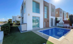 3 bedroom furnished villa with swimming pool for sale in Kapparis