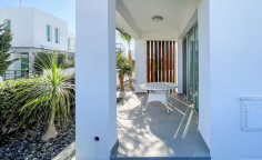3 bedroom furnished villa with swimming pool for sale in Kapparis