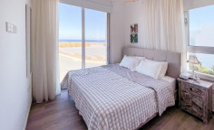 3 bedroom furnished villa with swimming pool for sale in Kapparis