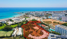 Land with building permit in Ayia Napa , Famagusta