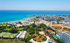 Land with building permit in Ayia Napa , Famagusta