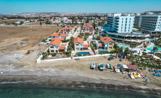 Seafront villa in Dekelia, Larnaca 