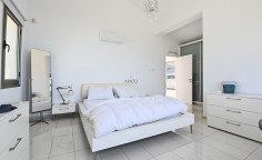 Seafront villa in Dekelia, Larnaca 