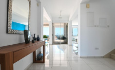 Seafront villa in Dekelia, Larnaca 