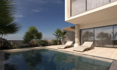 Spacious 3 bedroom villa with swimming pool for sale in Oroklini