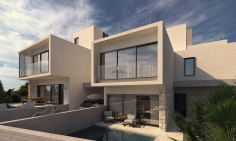 Spacious 3 bedroom villa with swimming pool for sale in Oroklini