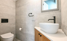 Beautiful 3 bedrooms furnished house with swimming pool to rent in Livadia