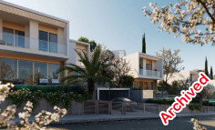 4 bedroom villa with swimming pool for sale in Parekklisia