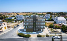 Large 2 bedroom apartment to buy in Livadia