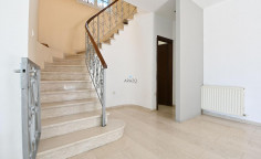 4 bedroom furnished house to rent in Sotiros