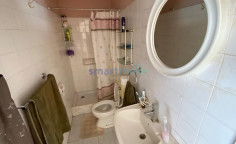 6 bedroom detached house 