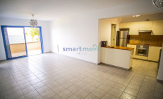 Beach front apartment unobstructed sea views 