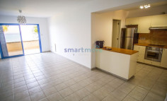 Beach front apartment unobstructed sea views 