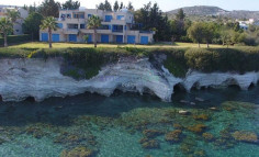Beach front apartment unobstructed sea views 