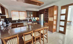 4 bedroom detached house for rent polemedia Limassol 