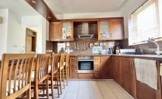 4 bedroom detached house for rent polemedia Limassol 