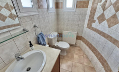 4 bedroom detached house for rent polemedia Limassol 
