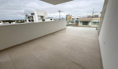 Beautiful 2 bedroom apartment to rent in Lykabittos