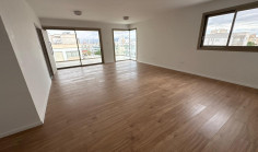 Beautiful 2 bedroom apartment to rent in Lykabittos
