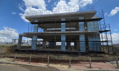 Three house for sale in Lakatamia