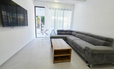 Modern 3 bedroom apartment in central Neapolis area 